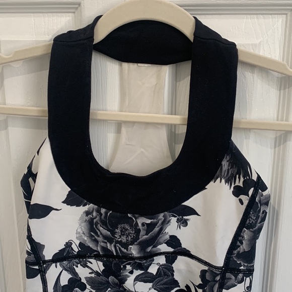Lululemon Tank - Picture 2 of 4